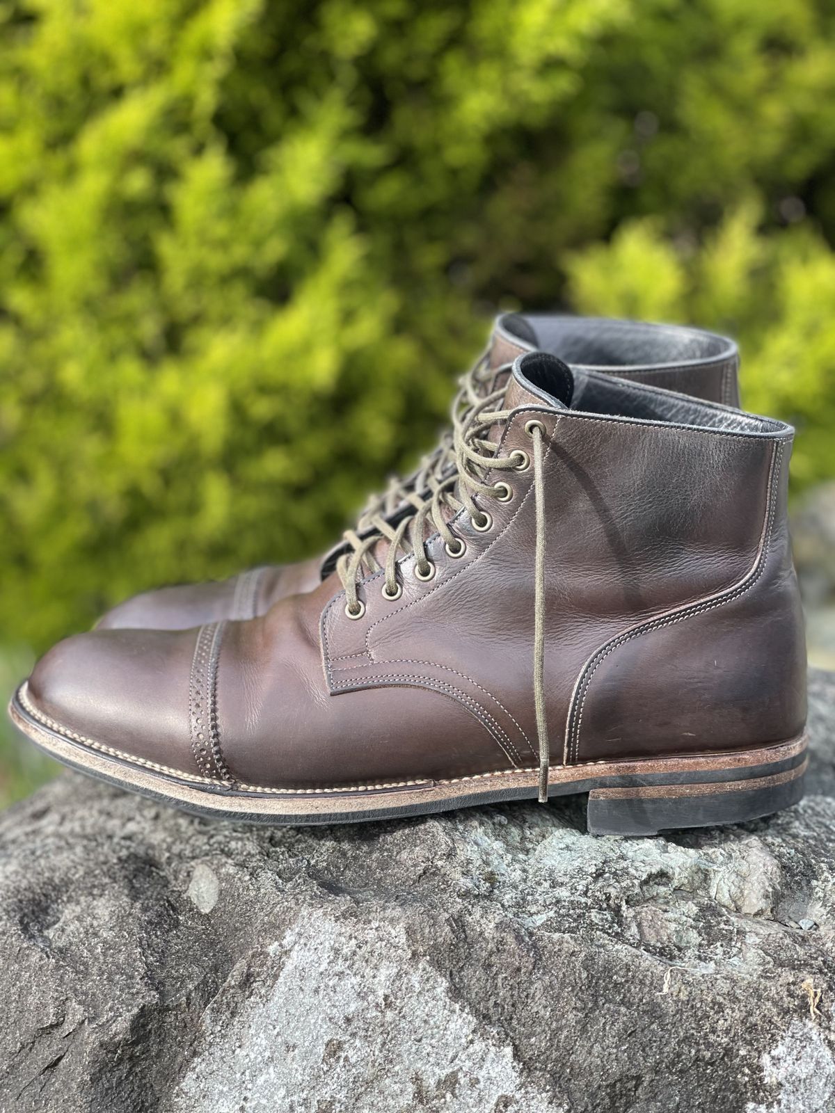 Photo by patinathunderdome on February 4, 2022 of the Viberg Service Boot in Maryam 1071 Port Vitello Calf.