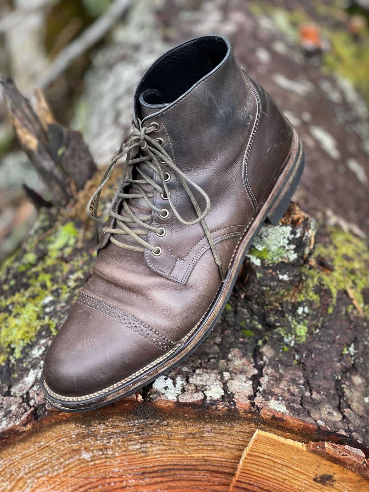 Photo by patinathunderdome on March 1, 2022 of the Viberg Service Boot in Maryam 1071 Port Vitello Calf.