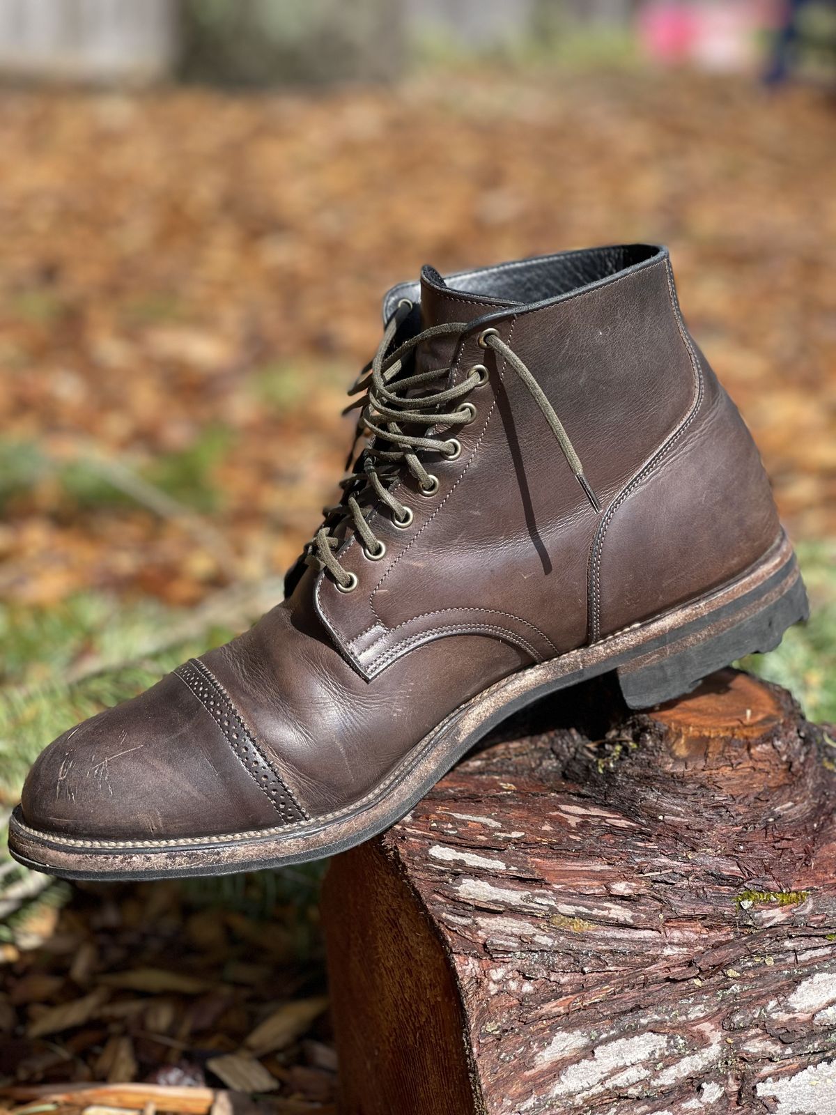 Photo by patinathunderdome on April 4, 2022 of the Viberg Service Boot in Maryam 1071 Port Vitello Calf.