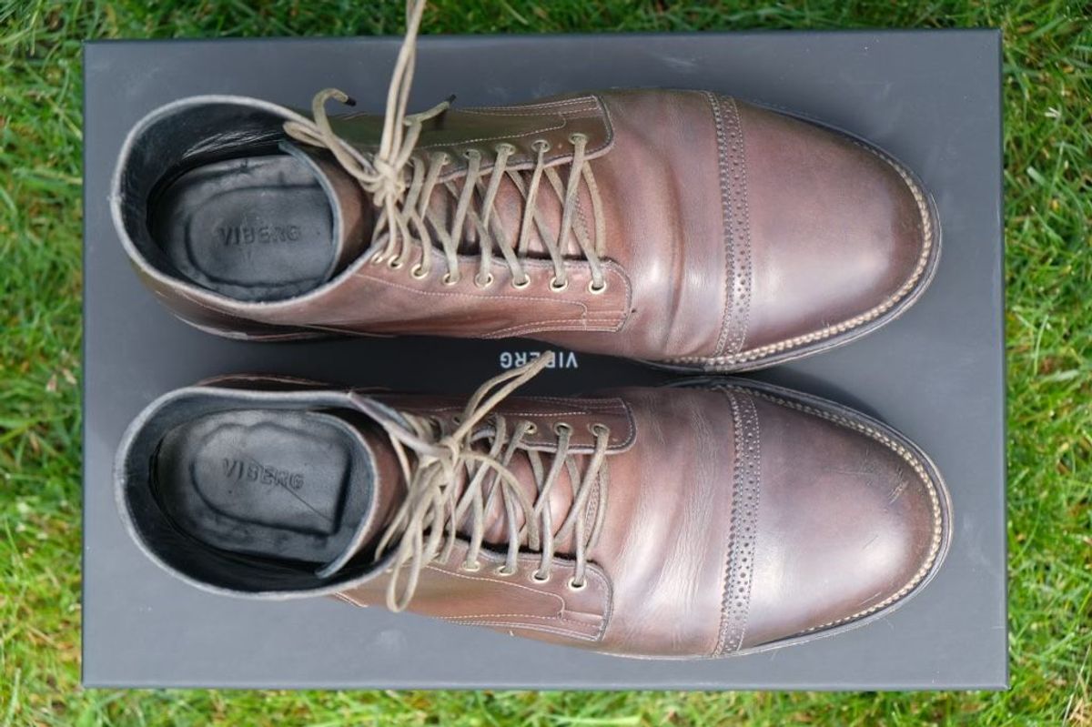 Photo by patinathunderdome on May 2, 2022 of the Viberg Service Boot in Maryam 1071 Port Vitello Calf.