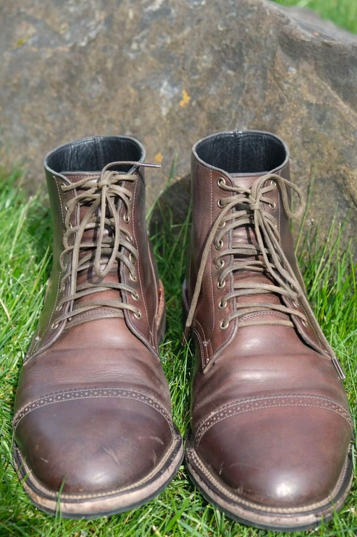 Photo by patinathunderdome on May 2, 2022 of the Viberg Service Boot in Maryam 1071 Port Vitello Calf.