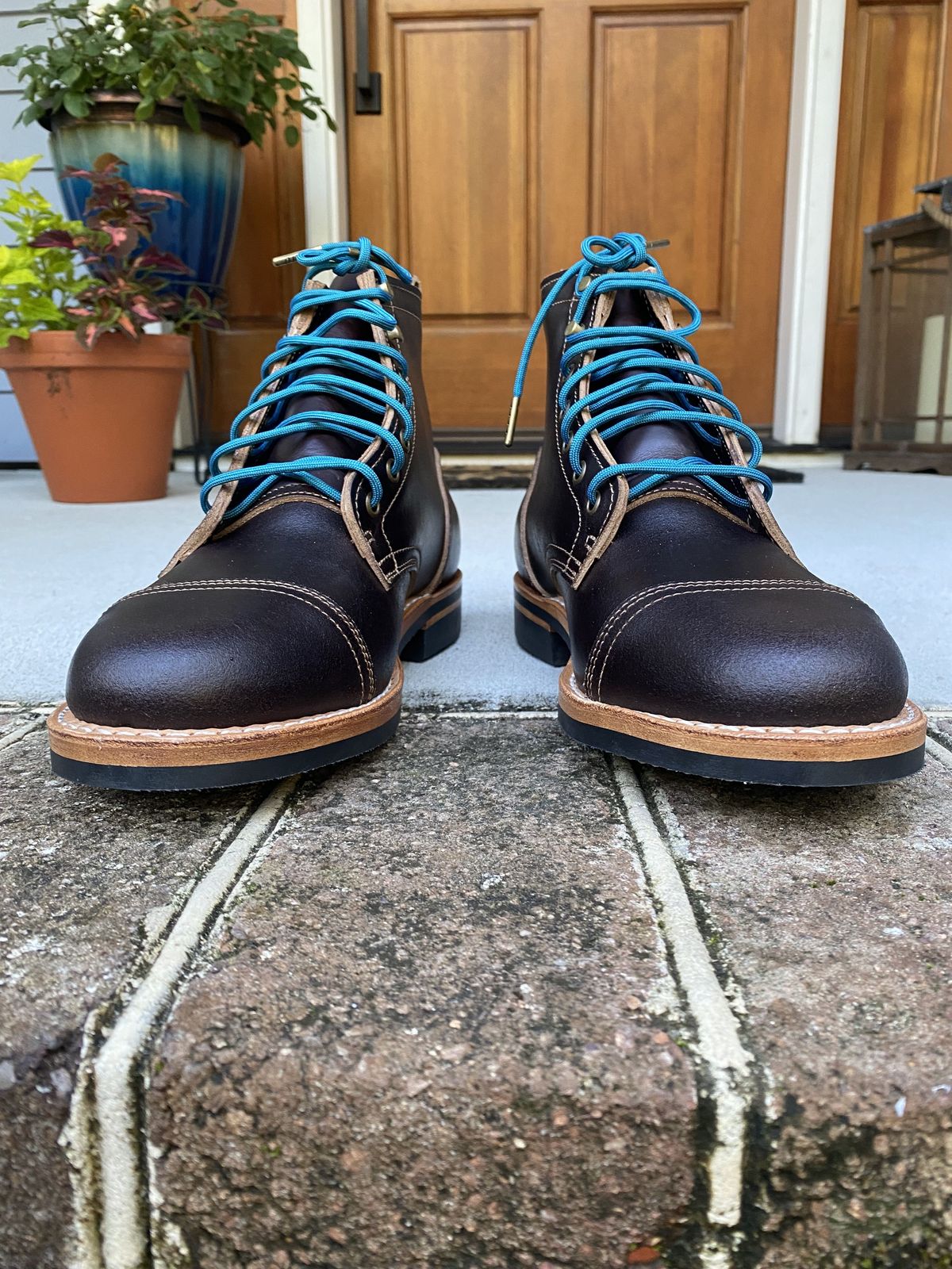 Photo by patinathunderdome on October 2, 2021 of the Truman Upland Boot in Horween Java Waxed Flesh.