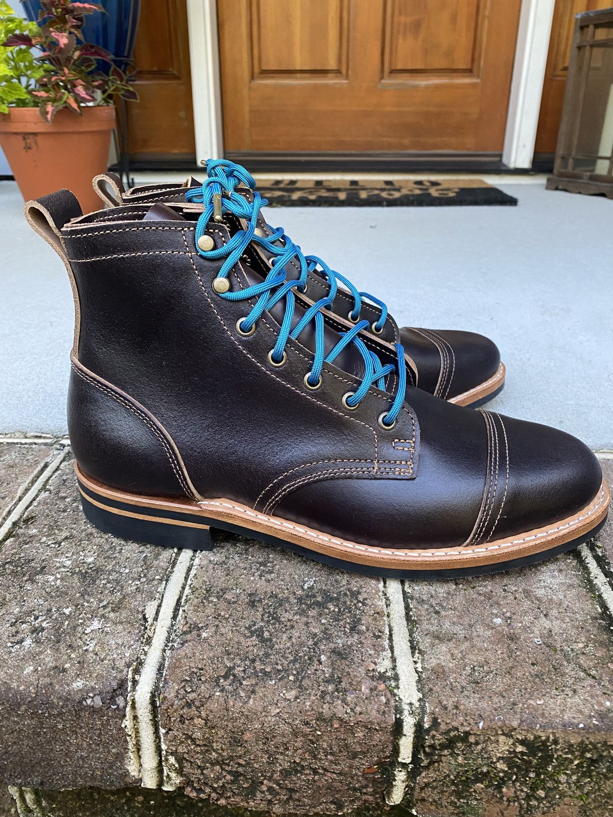 Photo by patinathunderdome on October 2, 2021 of the Truman Upland Boot in Horween Java Waxed Flesh.