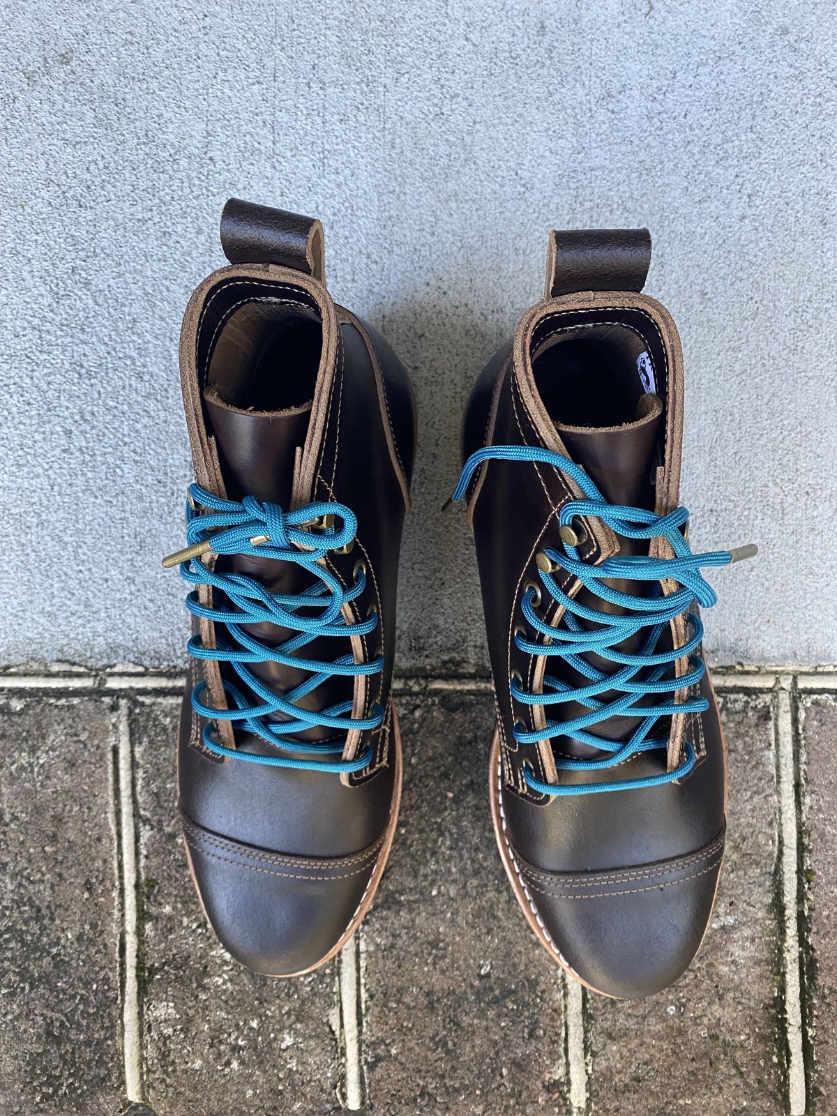 Photo by patinathunderdome on October 2, 2021 of the Truman Upland Boot in Horween Java Waxed Flesh.