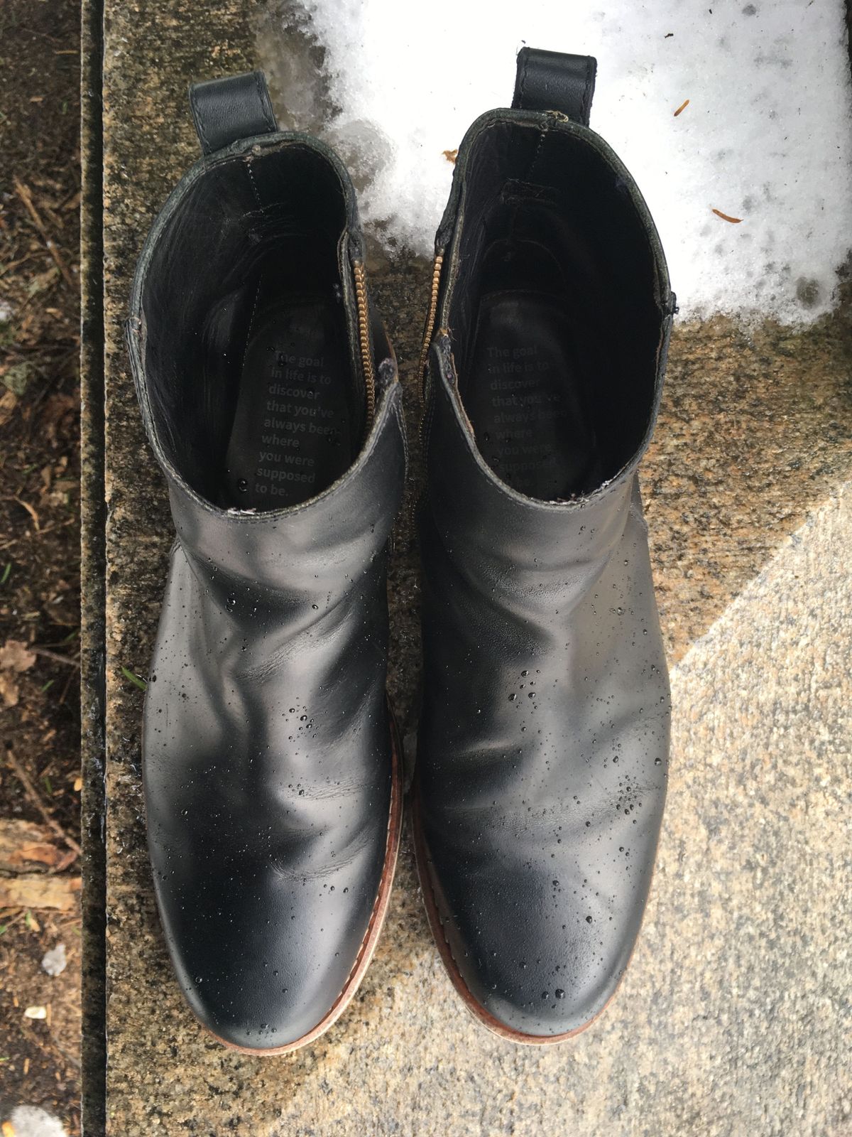 Photo by patinathunderdome on February 3, 2022 of the HELM Boots The Pablo in B' Leather Black Balthazar.