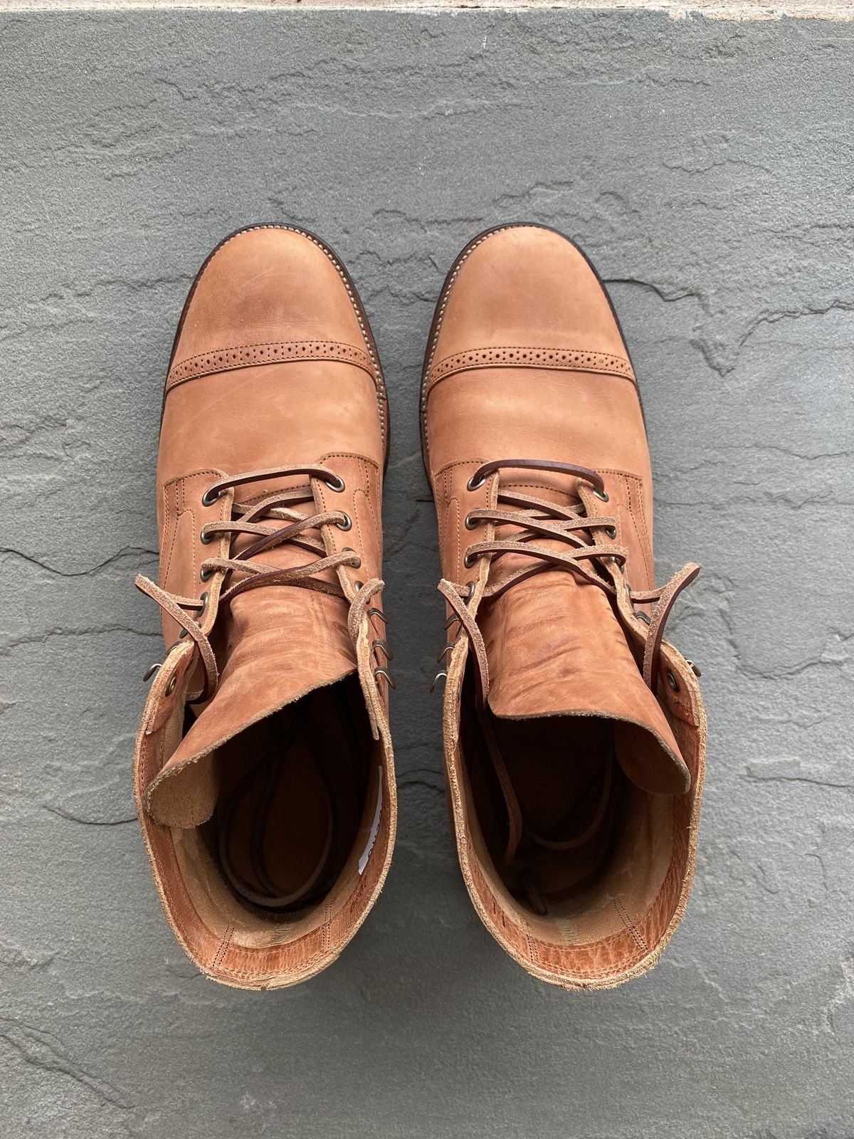 Photo by patinathunderdome on November 5, 2021 of the Viberg Service Boot in Maryam Used Cuoio Vitello Calf.