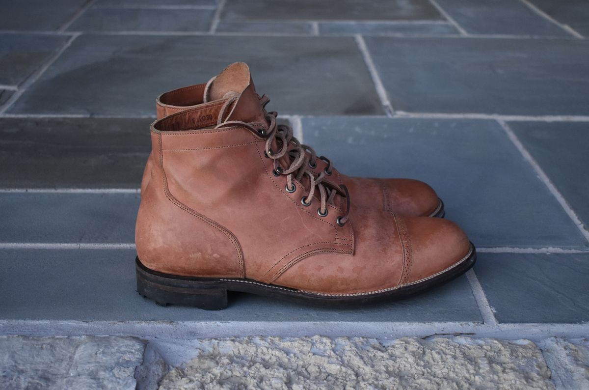 Photo by patinathunderdome on December 4, 2021 of the Viberg Service Boot in Maryam Used Cuoio Vitello Calf.