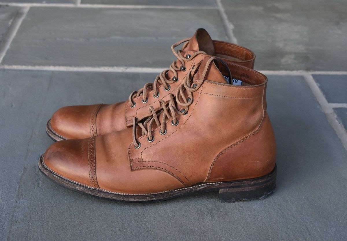 Photo by patinathunderdome on February 4, 2022 of the Viberg Service Boot in Maryam Used Cuoio Vitello Calf.