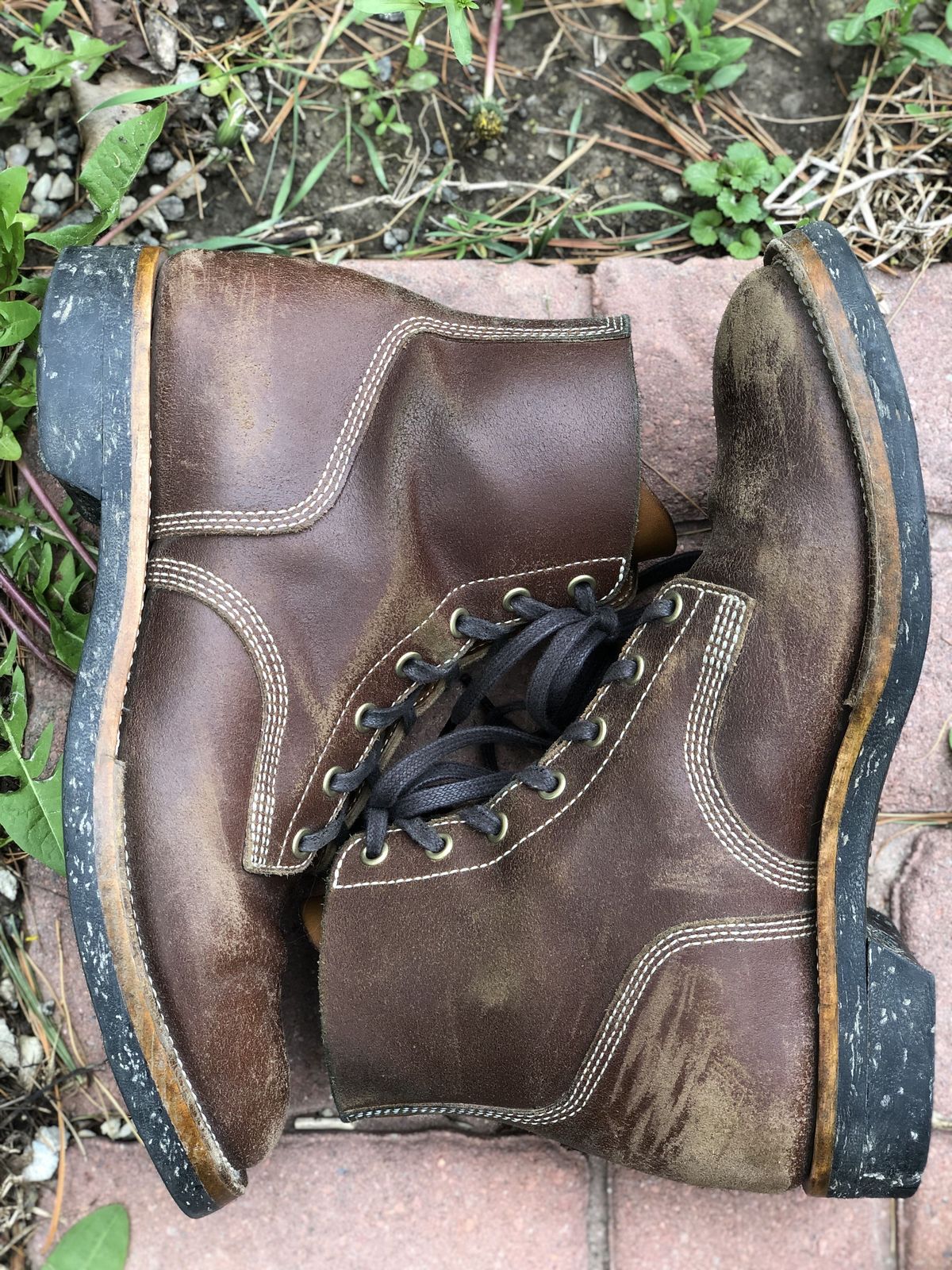 Photo by patinathunderdome on May 6, 2022 of the M.F. Boot Co Boondocker in S.B. Foot Brown Spitfire.