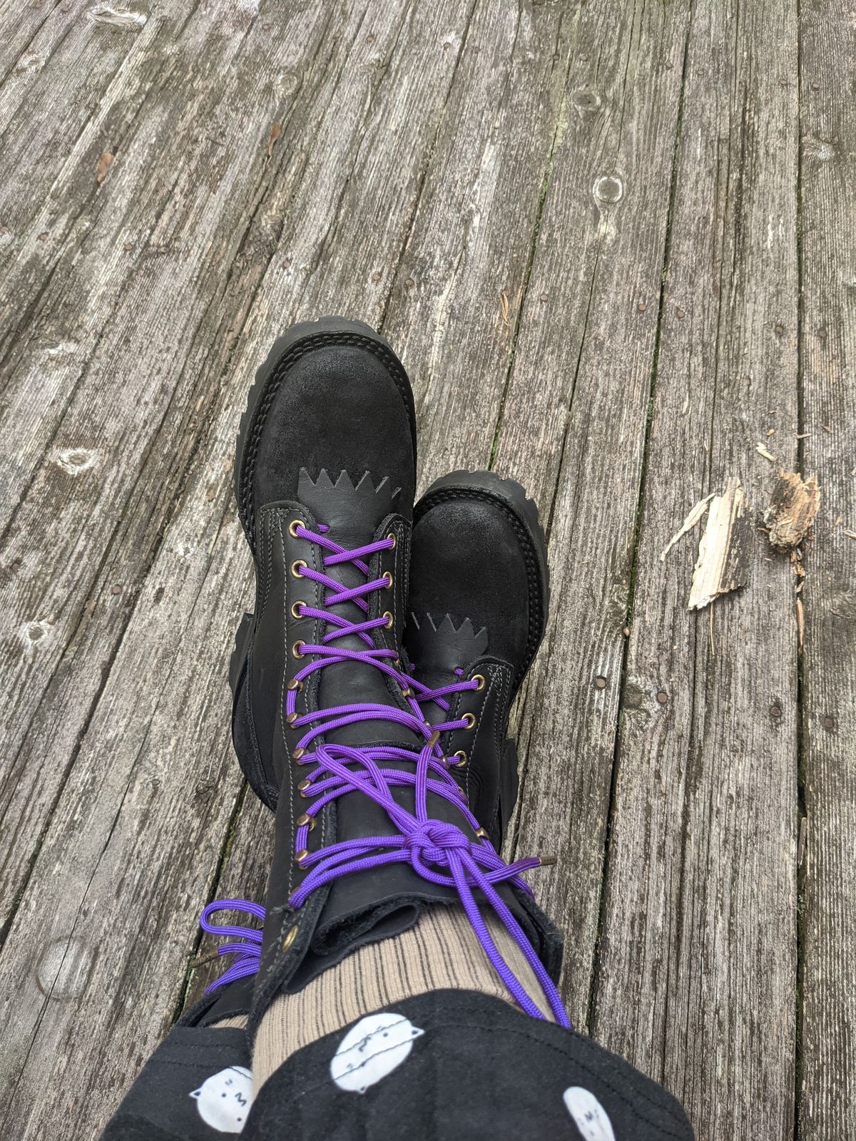 Photo by patinathunderdome on September 30, 2021 of the Nicks Hot Shot in Seidel Black Oil Tan Roughout.