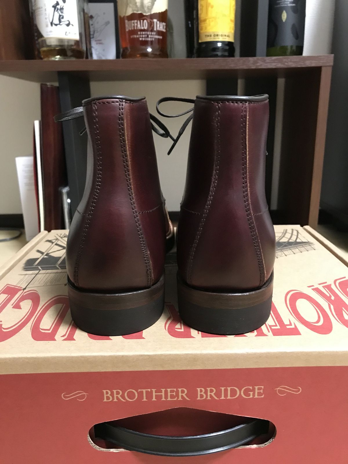Photo by patinathunderdome on October 1, 2021 of the Brother Bridge Phillips in Horween Burgundy Chromexcel.
