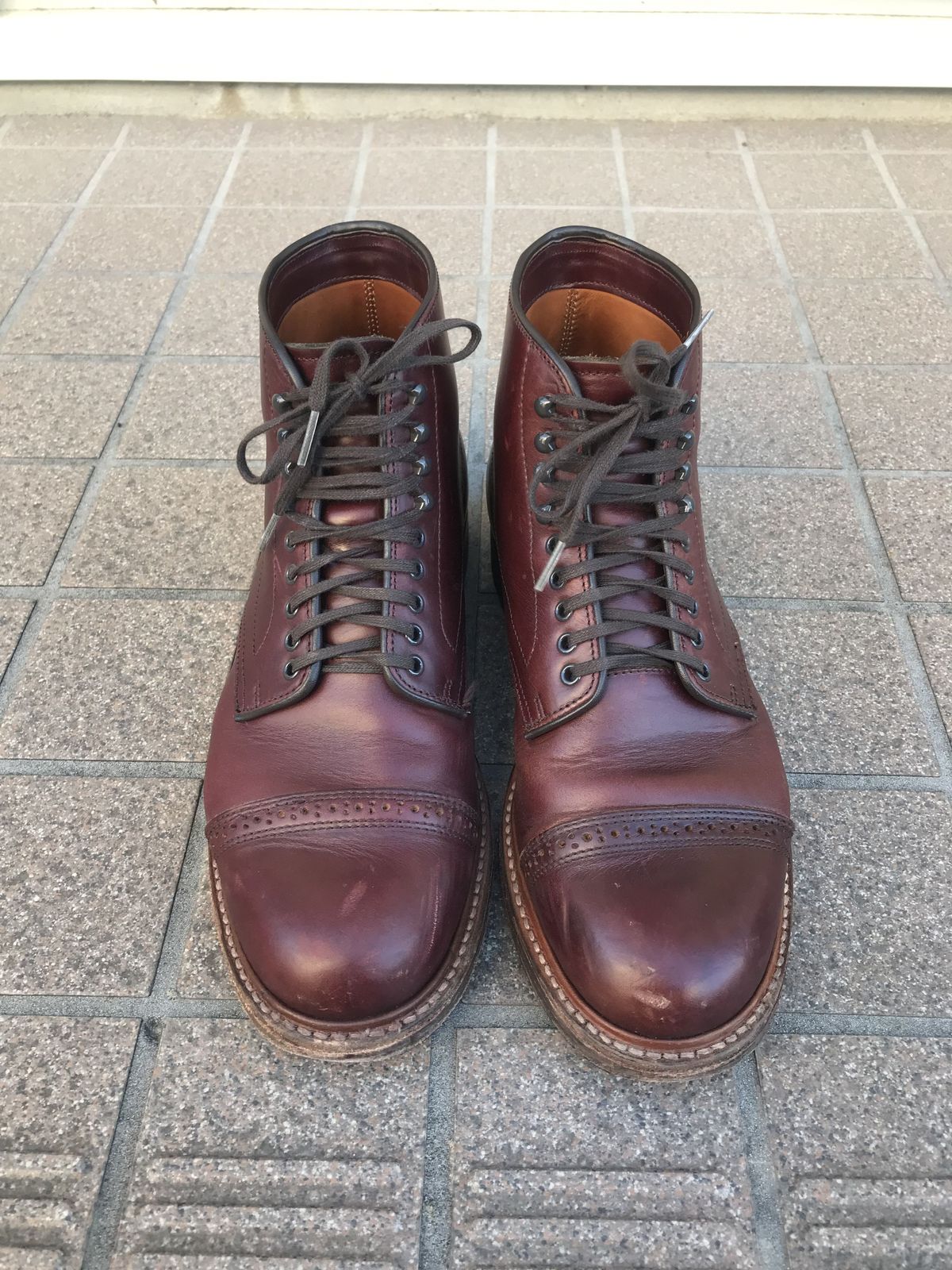 Photo by patinathunderdome on January 5, 2022 of the Brother Bridge Phillips in Horween Burgundy Chromexcel.