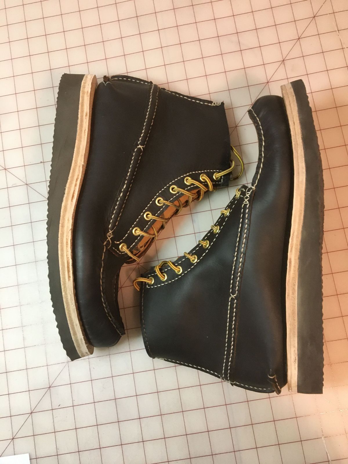 Photo by patinathunderdome on November 6, 2021 of the Self-Made in Horween Dark Brown Latigo.