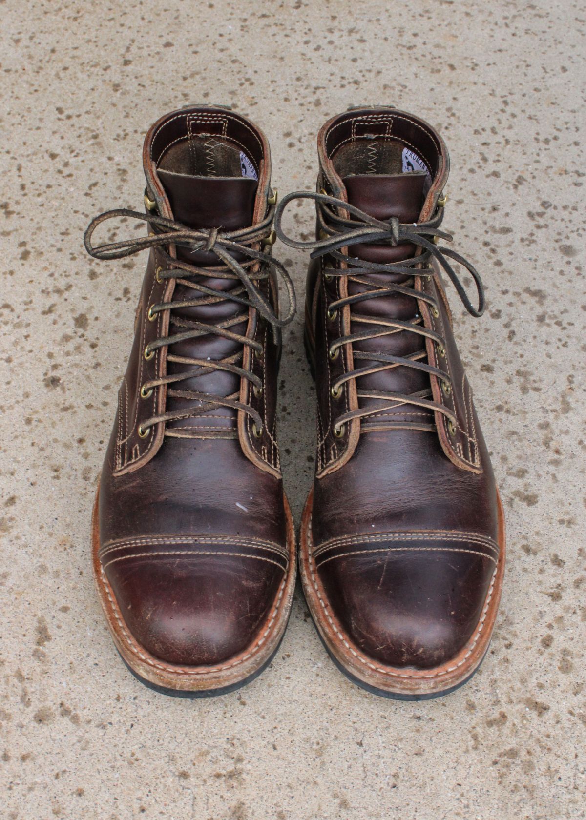 Photo by patinathunderdome on January 1, 2022 of the Truman Service Boot in Seidel Bay Double Shot.