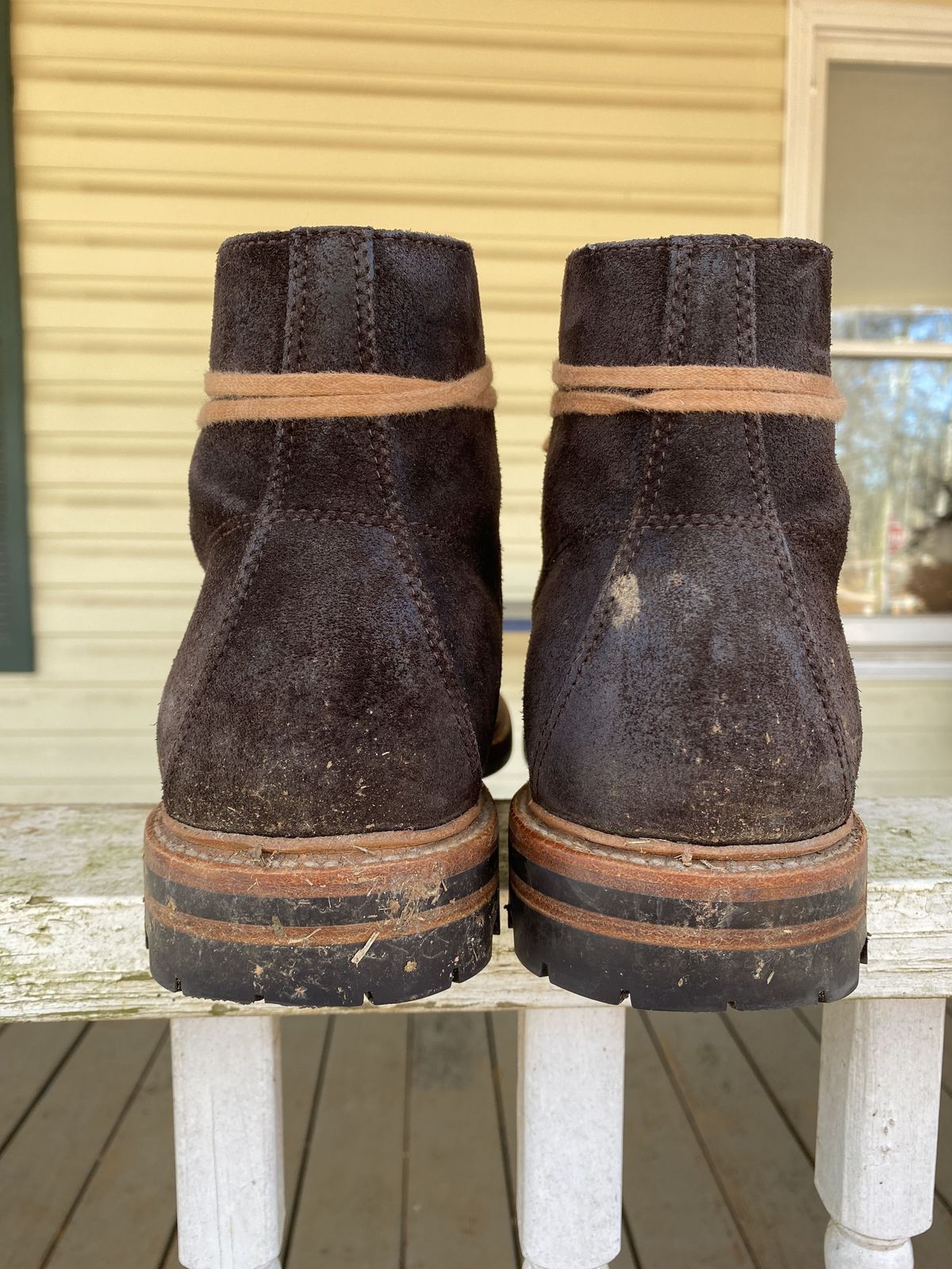 Photo by patinathunderdome on February 5, 2022 of the Grant Stone Brass Boot in C.F. Stead Earth Waxy Commander Suede.