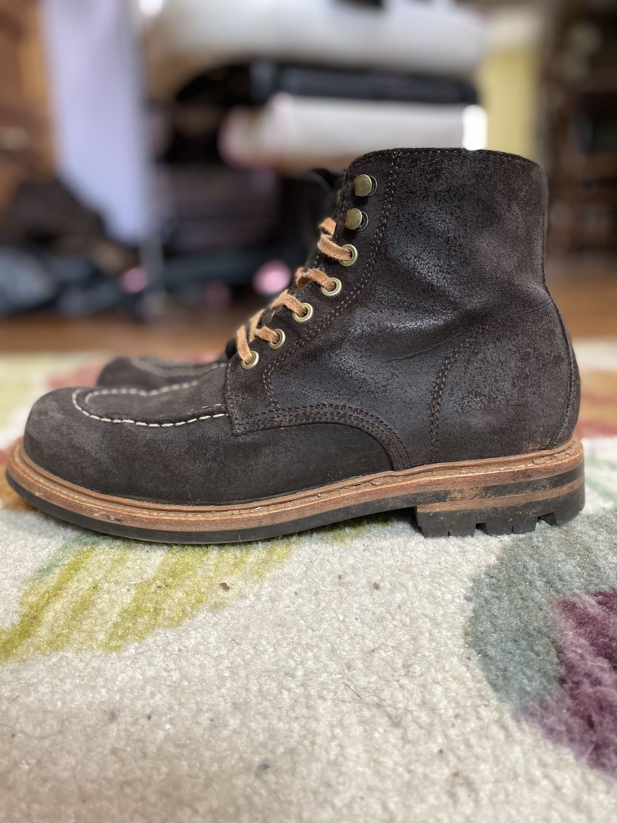 Photo by patinathunderdome on April 5, 2022 of the Grant Stone Brass Boot in C.F. Stead Earth Waxy Commander Suede.