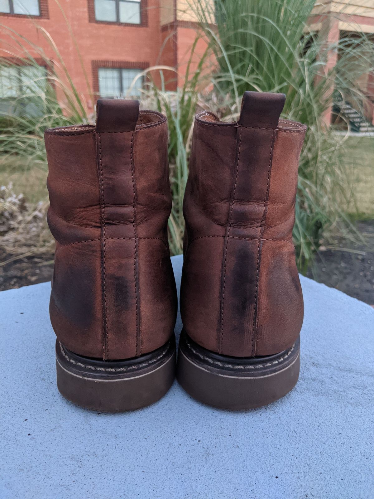 Photo by patinathunderdome on December 5, 2021 of the Golden Fox 6" Boondocker Boots in Fudge Crazy Horse.