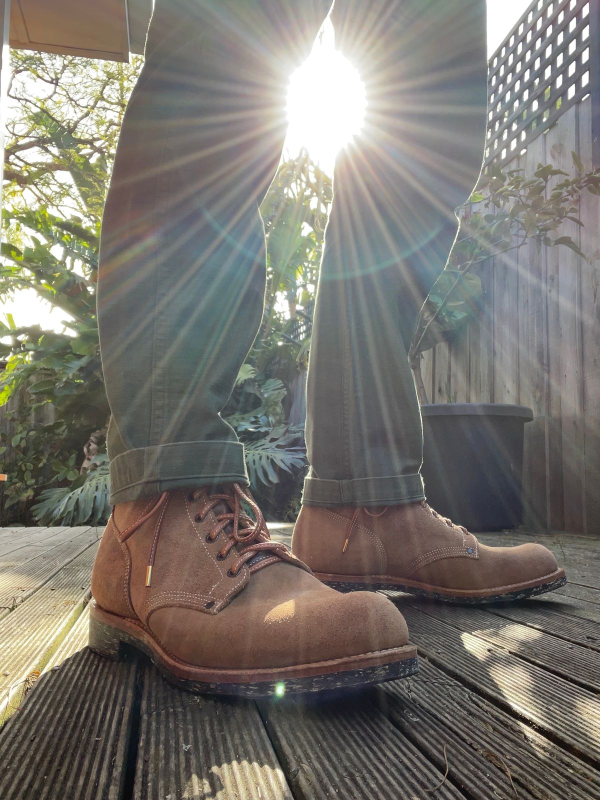 Photo by patinathunderdome on October 1, 2023 of the Viberg Boondocker in Horween Natural Chromexcel Roughout.