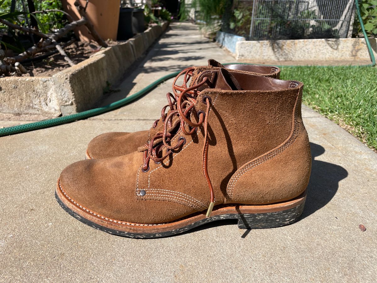Photo by patinathunderdome on January 4, 2024 of the Viberg Boondocker in Horween Natural Chromexcel Roughout.