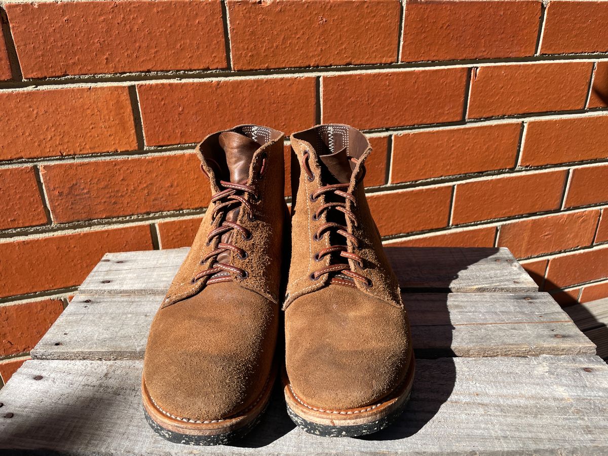 Photo by patinathunderdome on February 2, 2024 of the Viberg Boondocker in Horween Natural Chromexcel Roughout.