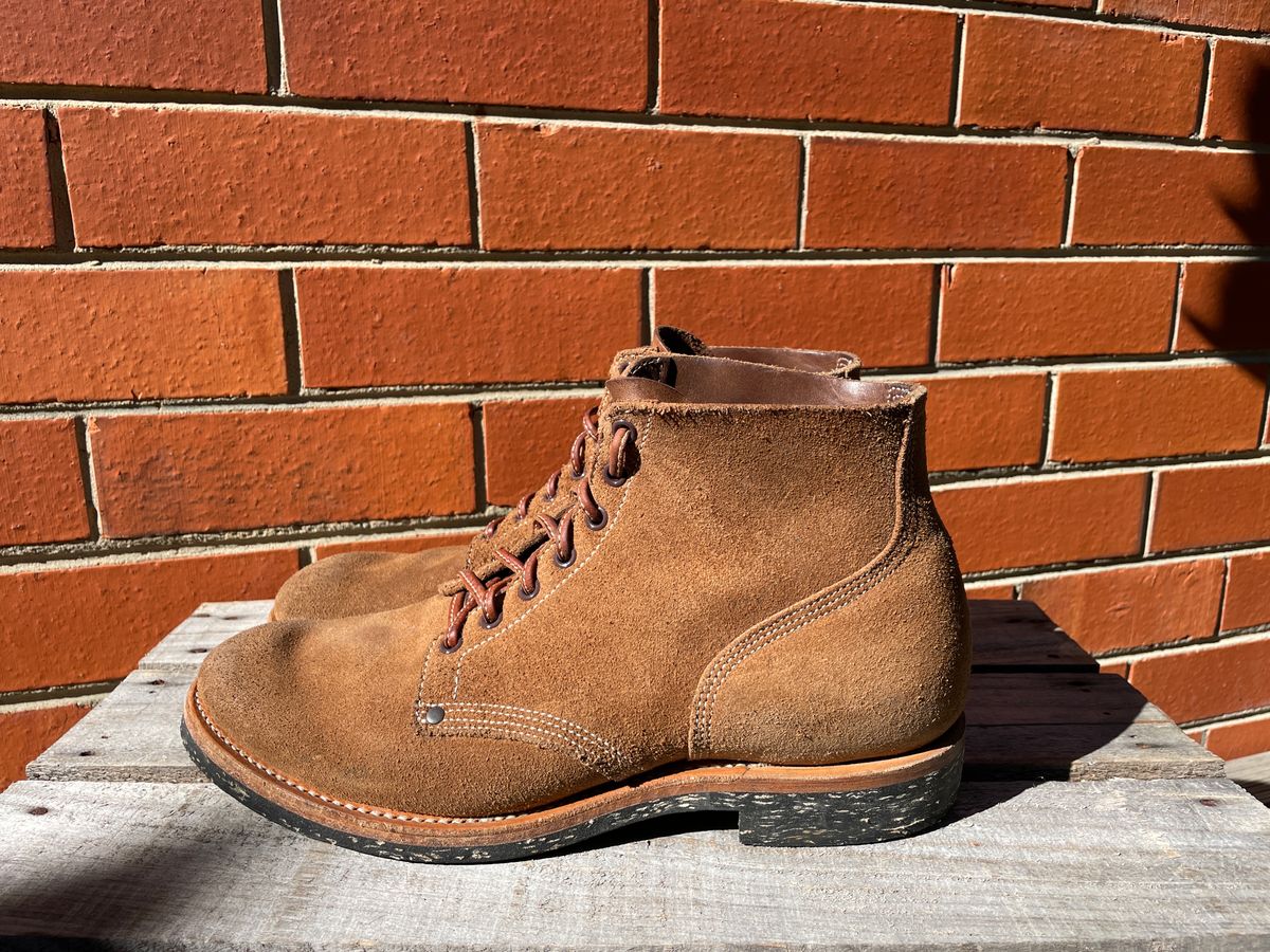 Photo by patinathunderdome on February 2, 2024 of the Viberg Boondocker in Horween Natural Chromexcel Roughout.