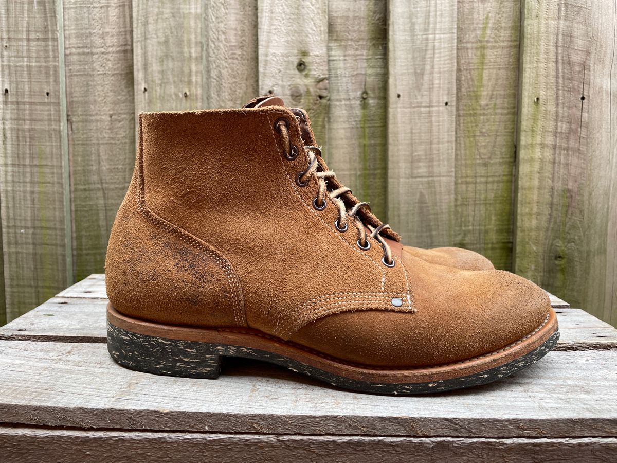Photo by patinathunderdome on March 3, 2024 of the Viberg Boondocker in Horween Natural Chromexcel Roughout.