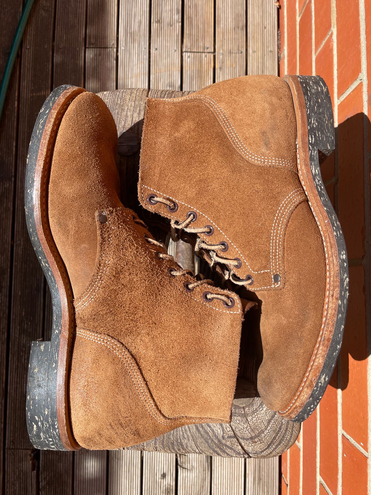 Photo by patinathunderdome on April 1, 2024 of the Viberg Boondocker in Horween Natural Chromexcel Roughout.