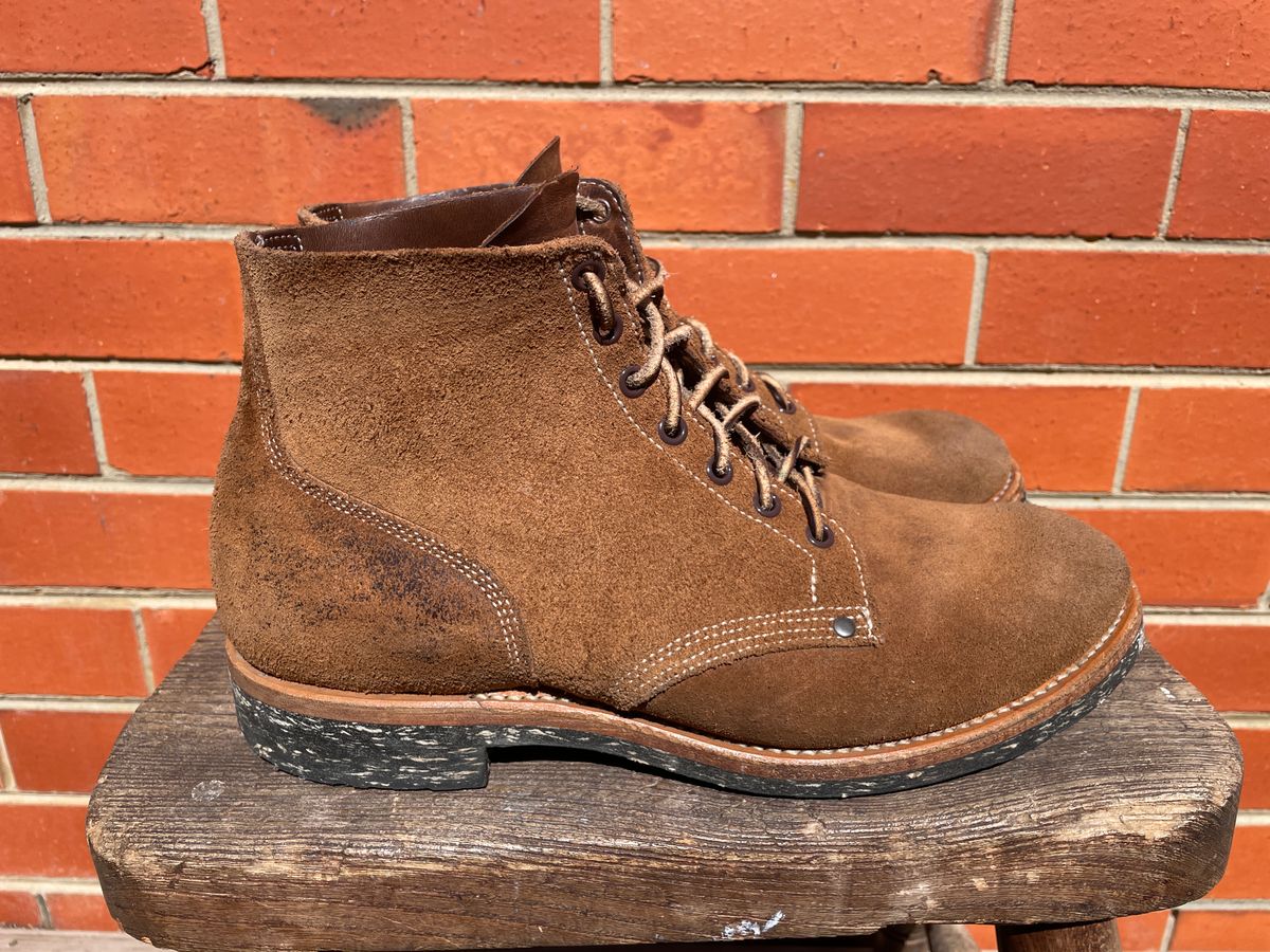 Photo by patinathunderdome on April 1, 2024 of the Viberg Boondocker in Horween Natural Chromexcel Roughout.