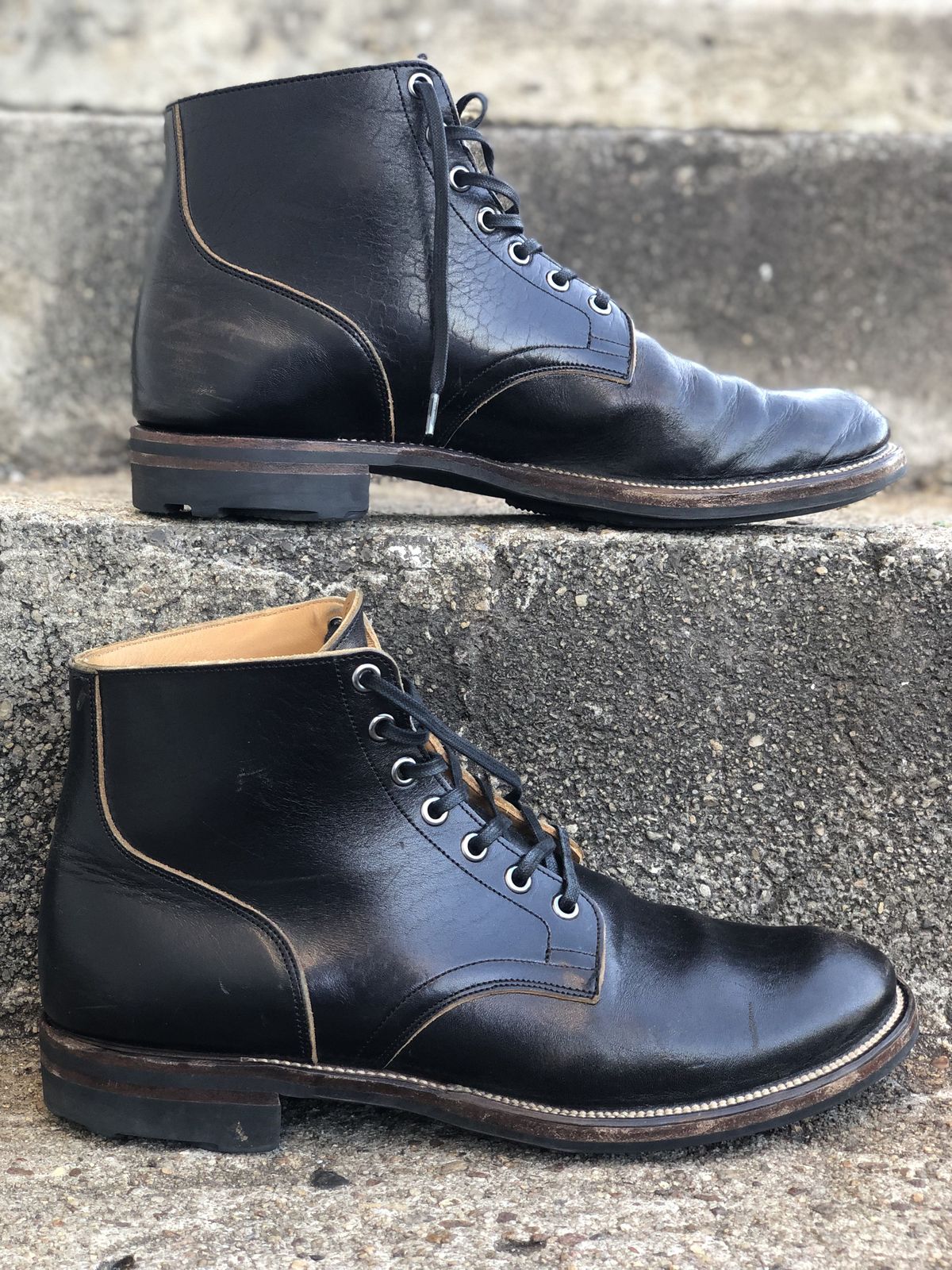 Photo by patinathunderdome on December 4, 2021 of the Viberg Service Boot in Shinki Black Latigo Teacore Horsehide.