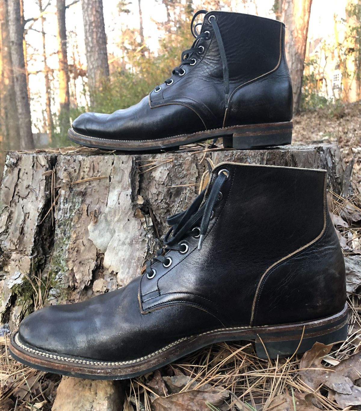 Photo by patinathunderdome on February 4, 2022 of the Viberg Service Boot in Shinki Black Latigo Teacore Horsehide.