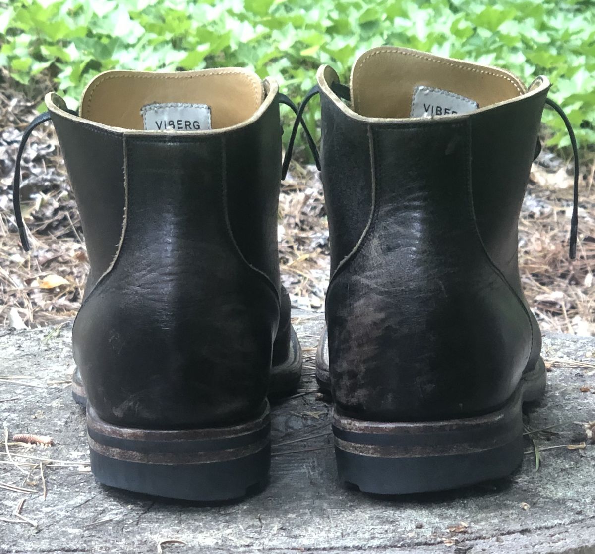 Photo by patinathunderdome on May 4, 2022 of the Viberg Service Boot in Shinki Black Latigo Teacore Horsehide.