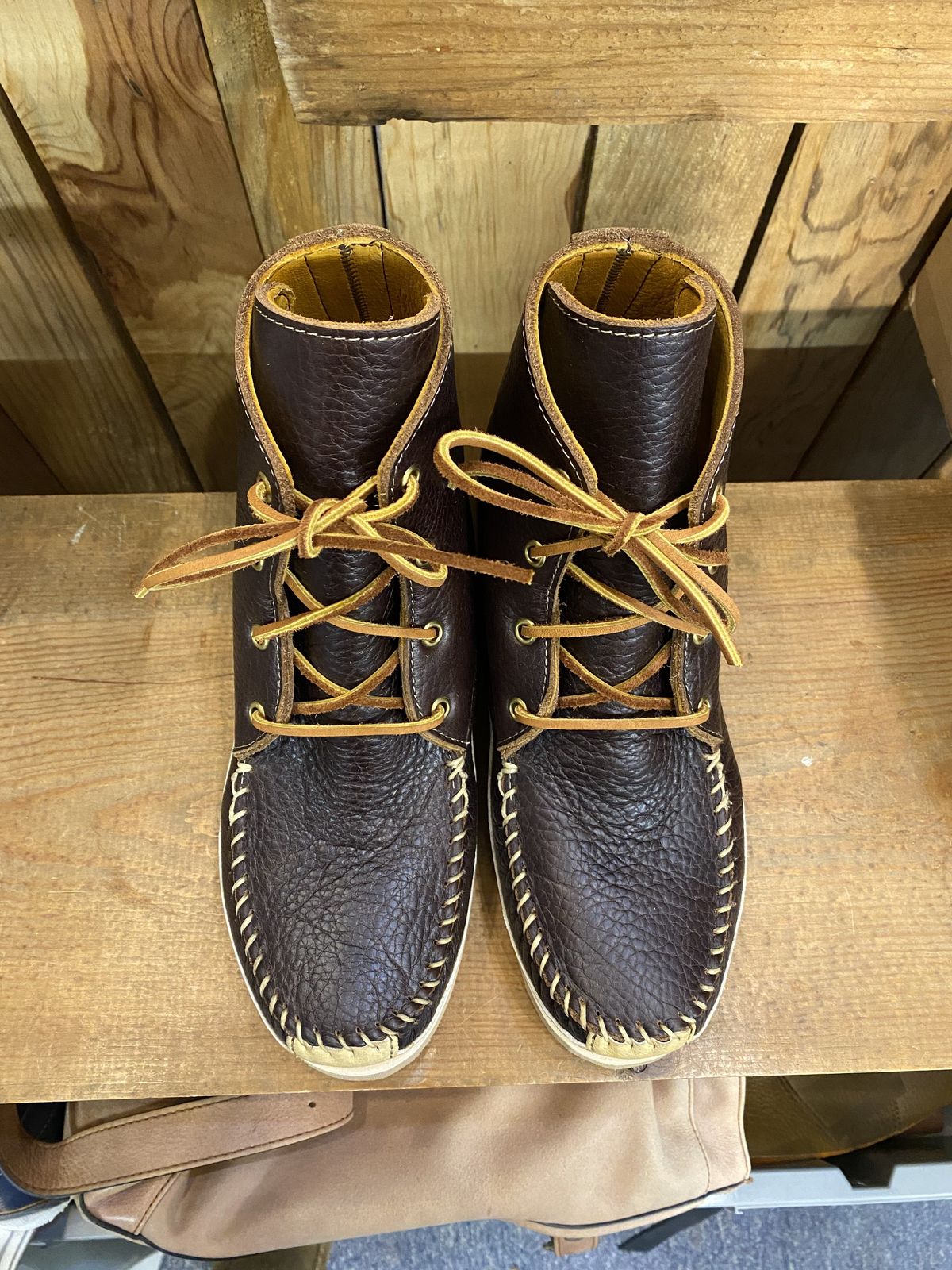 Photo by patinathunderdome on October 1, 2021 of the Fish Creek Moccasin Hardsole Boot in Tandy Mahogany Anilux Cowhide.