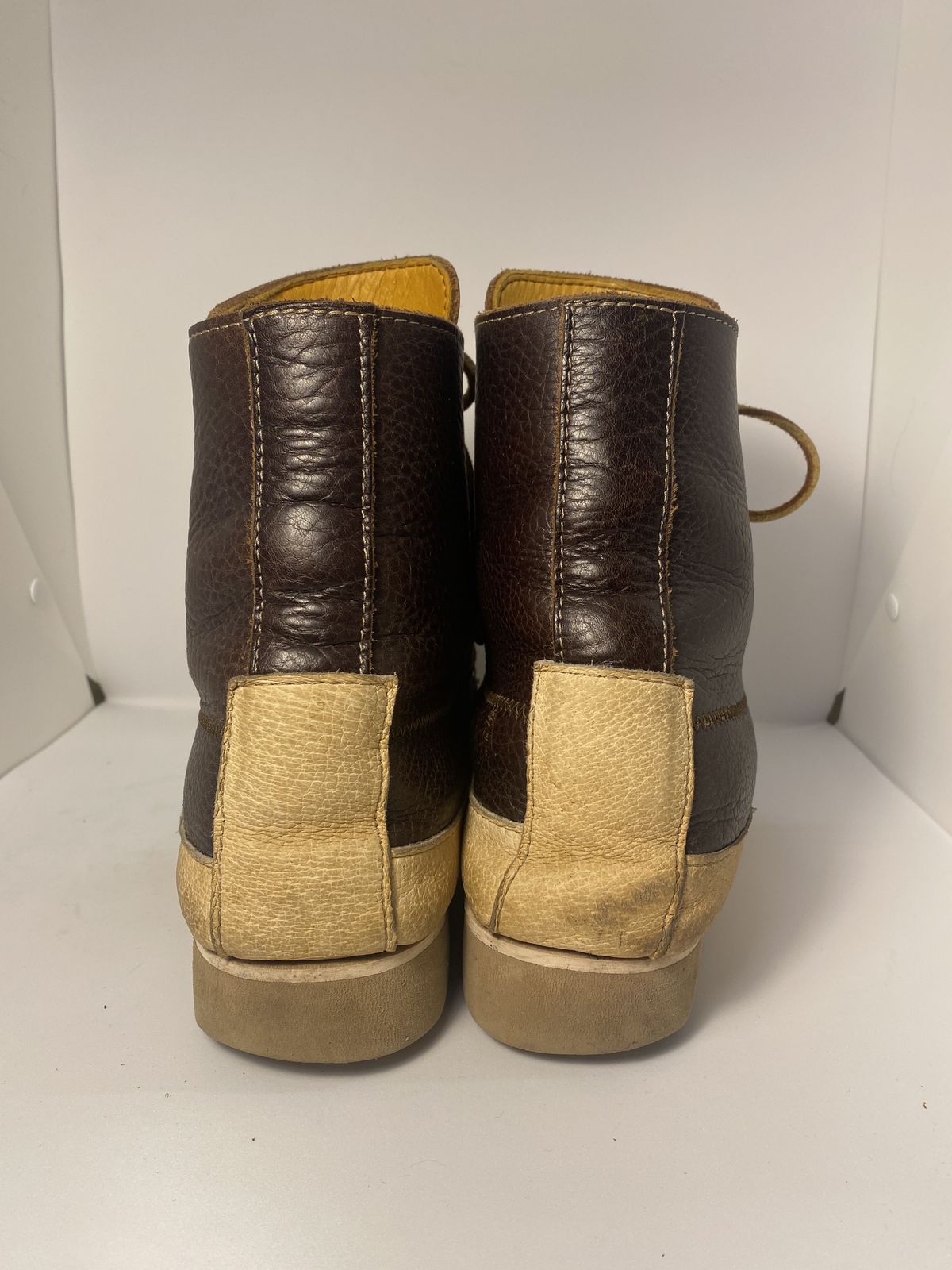 Photo by patinathunderdome on December 3, 2021 of the Fish Creek Moccasin Hardsole Boot in Tandy Mahogany Anilux Cowhide.