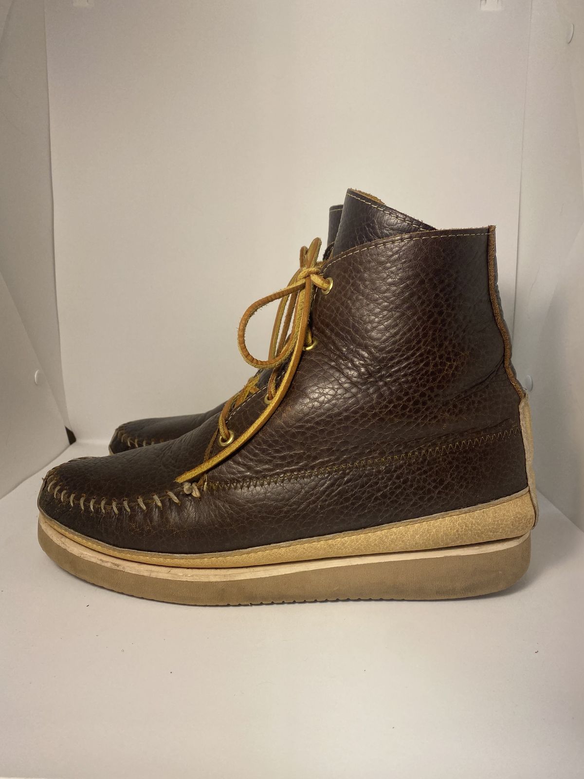 Photo by patinathunderdome on December 3, 2021 of the Fish Creek Moccasin Hardsole Boot in Tandy Mahogany Anilux Cowhide.