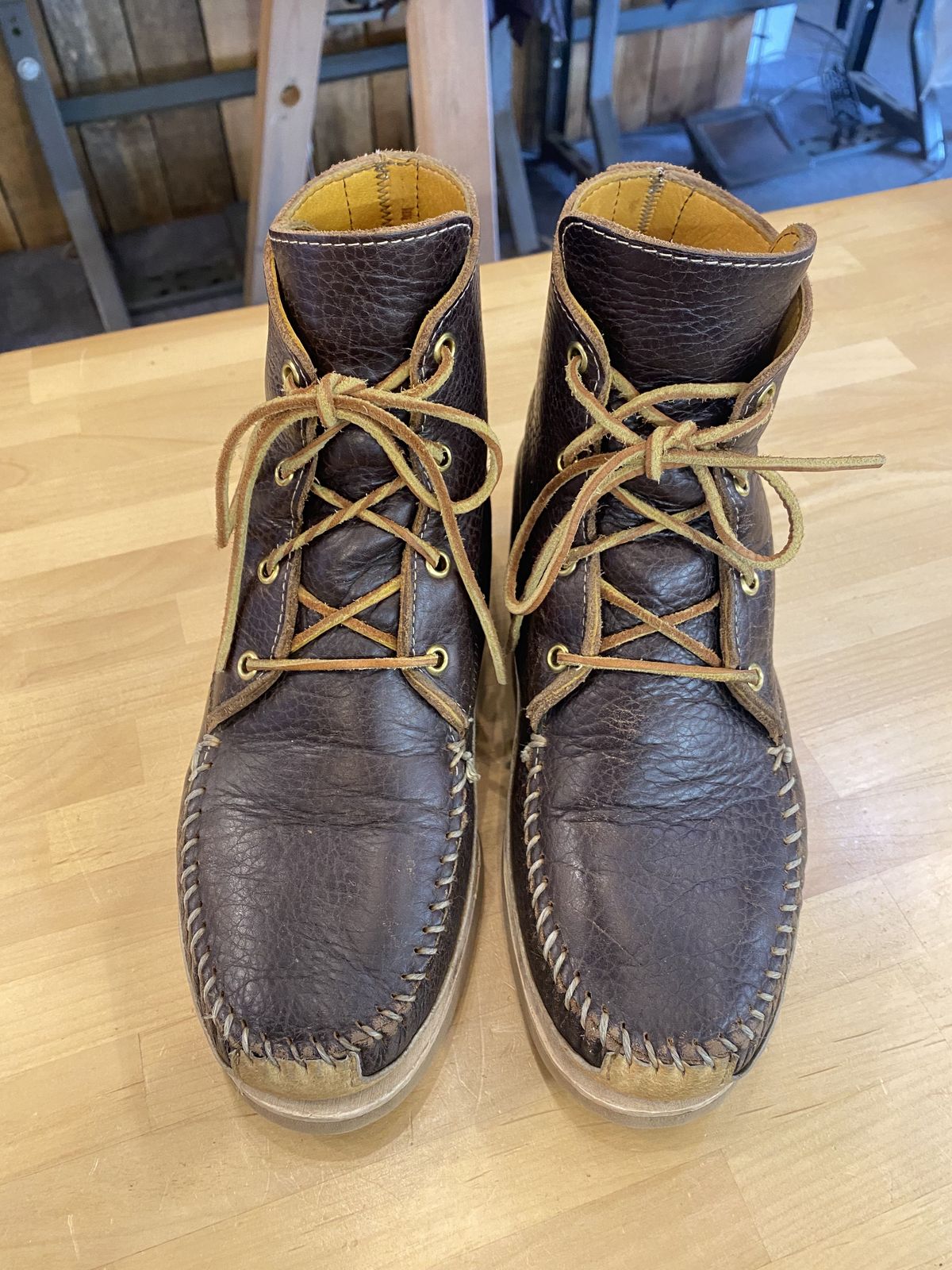 Photo by patinathunderdome on January 3, 2022 of the Fish Creek Moccasin Hardsole Boot in Tandy Mahogany Anilux Cowhide.