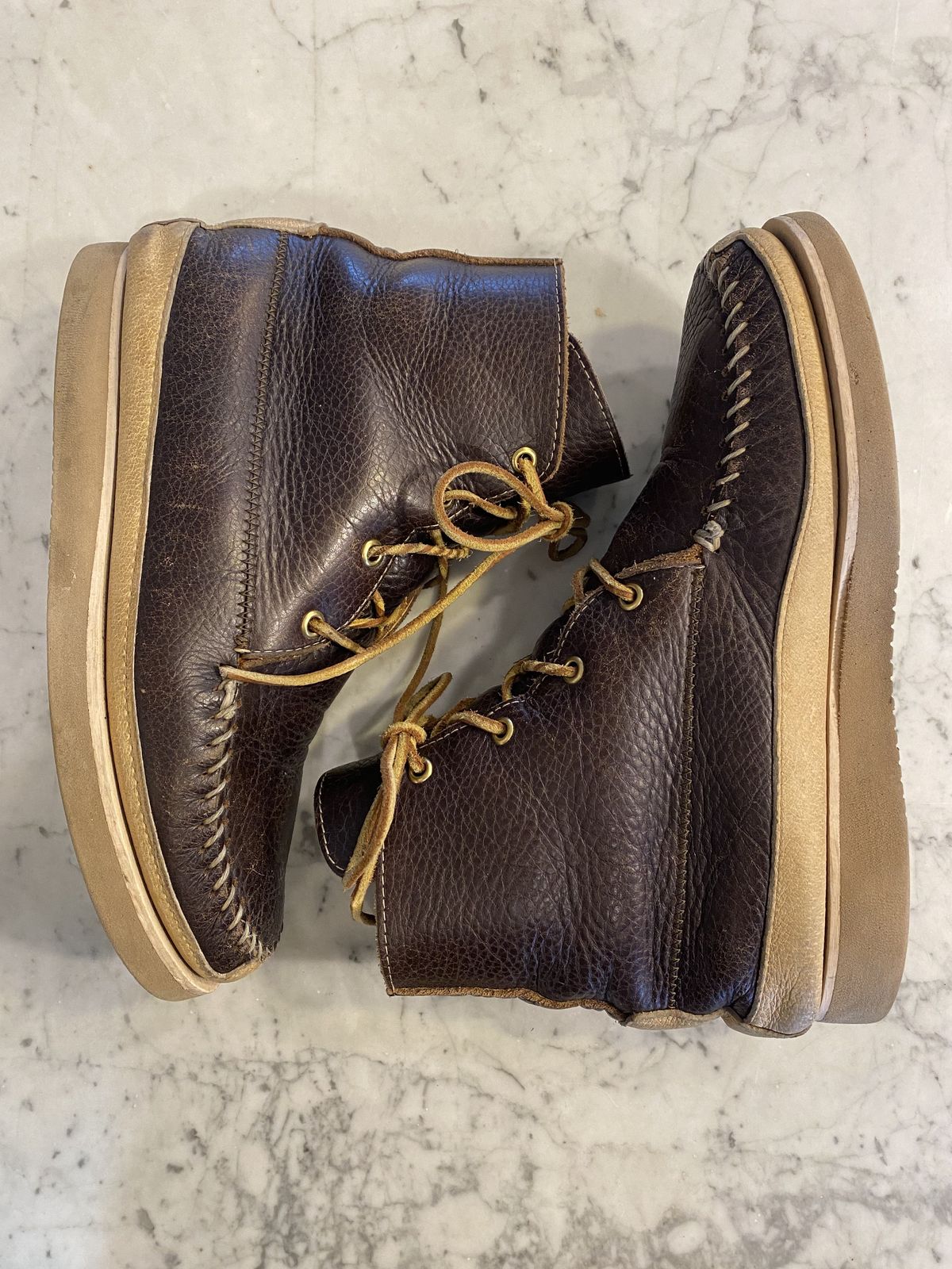 Photo by patinathunderdome on March 4, 2022 of the Fish Creek Moccasin Hardsole Boot in Tandy Mahogany Anilux Cowhide.