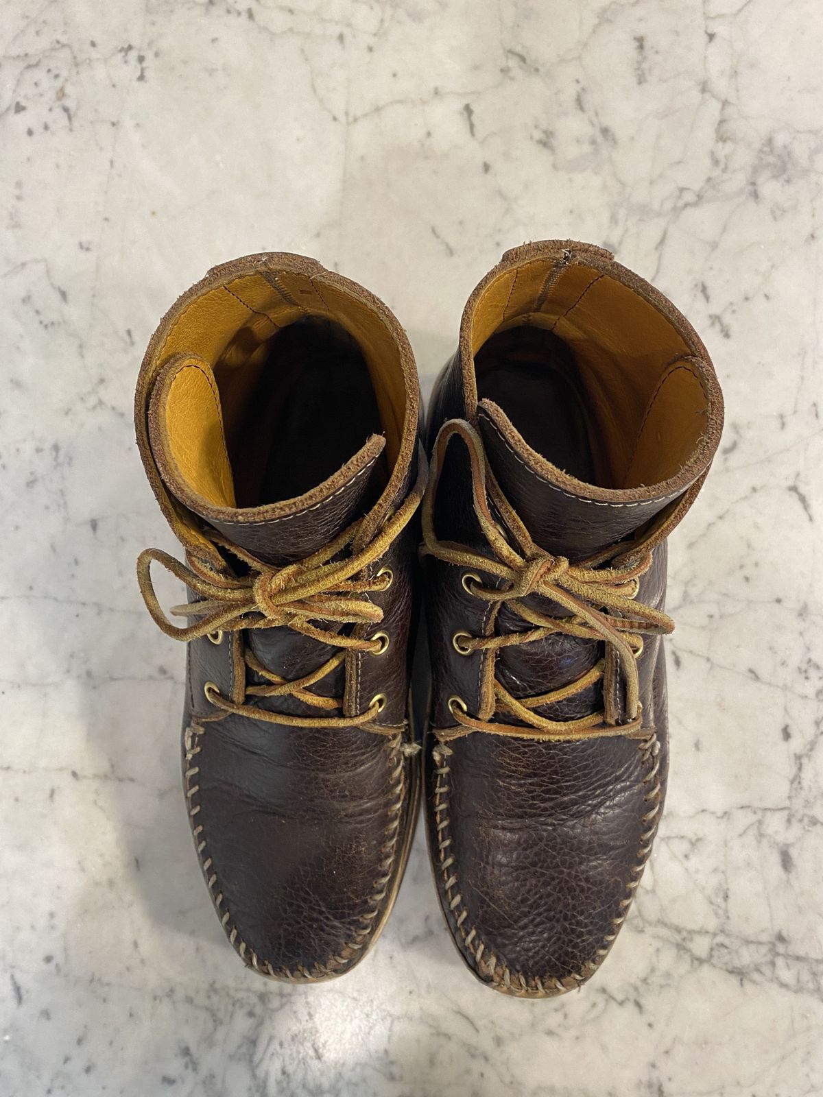 Photo by patinathunderdome on March 4, 2022 of the Fish Creek Moccasin Hardsole Boot in Tandy Mahogany Anilux Cowhide.