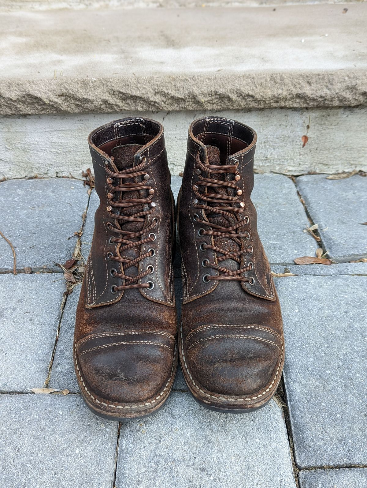 Photo by patinathunderdome on February 5, 2022 of the White's MP-M1TC in Horween Dark Brown Waxed Flesh.