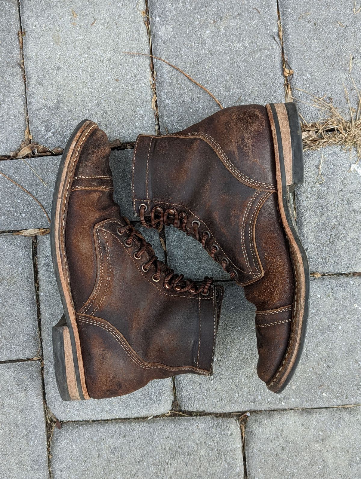 Photo by patinathunderdome on February 5, 2022 of the White's MP-M1TC in Horween Dark Brown Waxed Flesh.