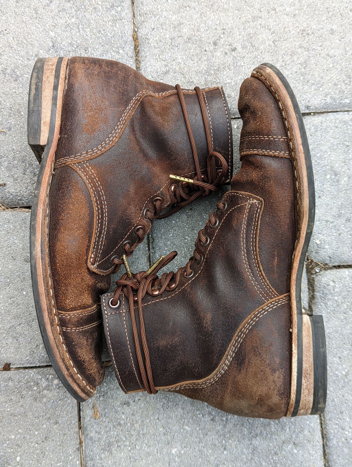 Photo by patinathunderdome on March 5, 2022 of the White's MP-M1TC in Horween Dark Brown Waxed Flesh.