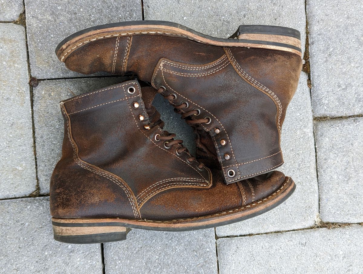 Photo by patinathunderdome on April 5, 2022 of the White's MP-M1TC in Horween Dark Brown Waxed Flesh.