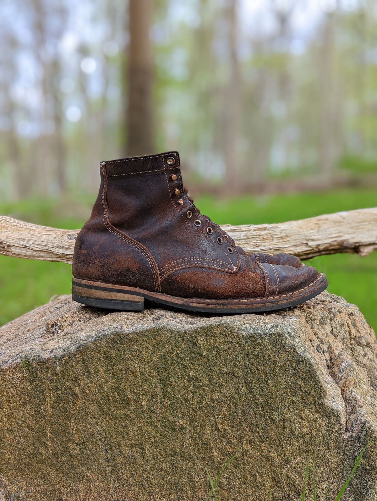 Photo by patinathunderdome on May 6, 2022 of the White's MP-M1TC in Horween Dark Brown Waxed Flesh.