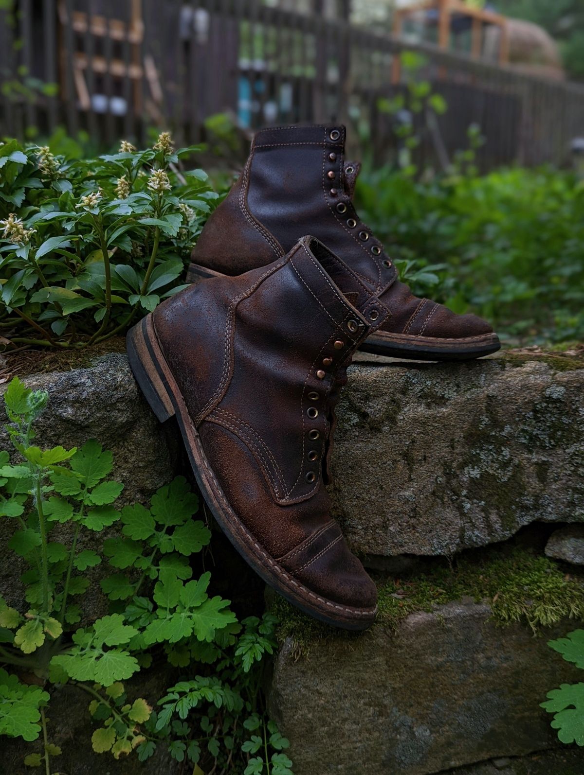 Photo by patinathunderdome on May 6, 2022 of the White's MP-M1TC in Horween Dark Brown Waxed Flesh.