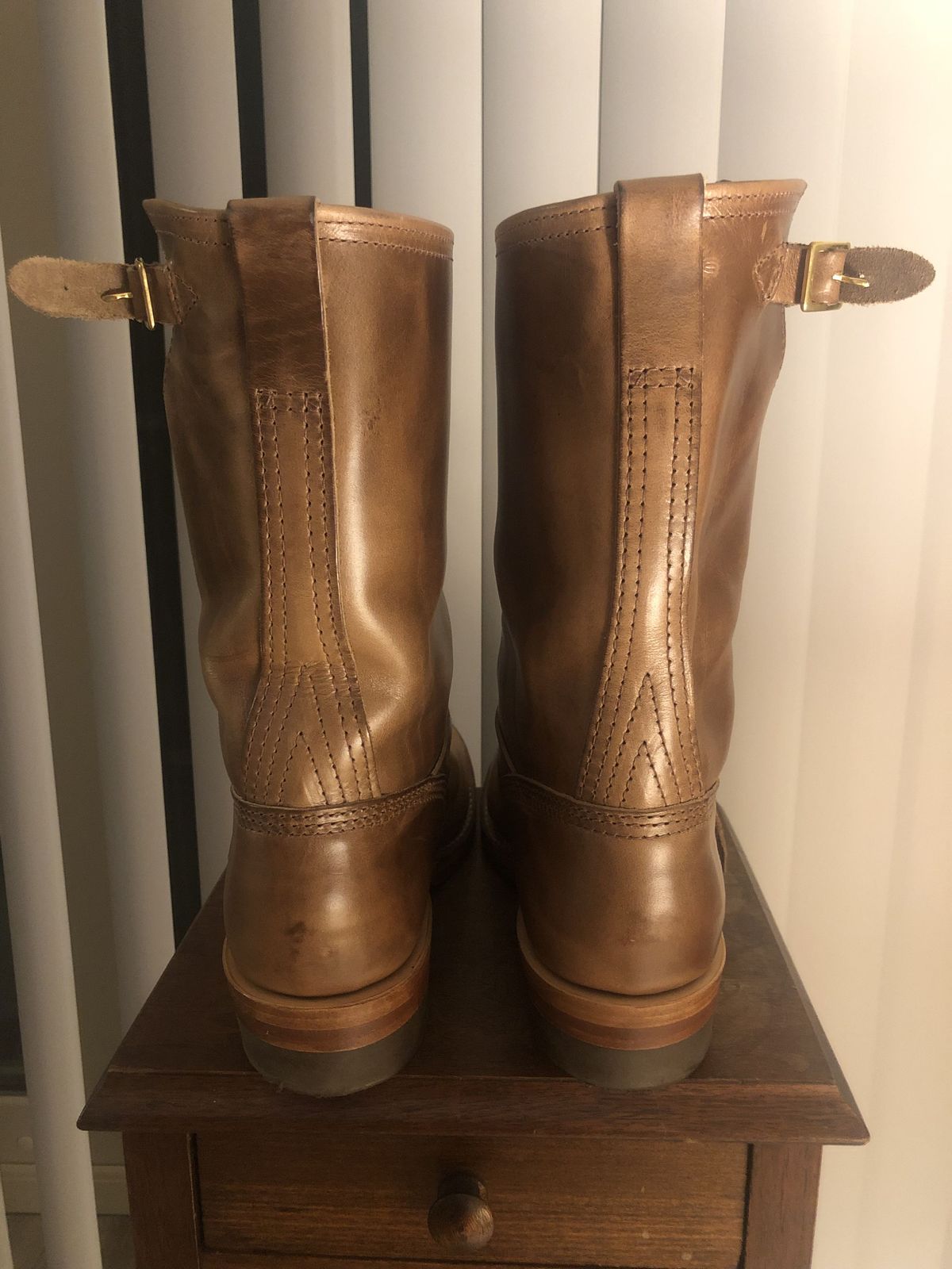 Photo by patinathunderdome on October 1, 2021 of the Wesco Mister Lou in Horween Natural Chromexcel.