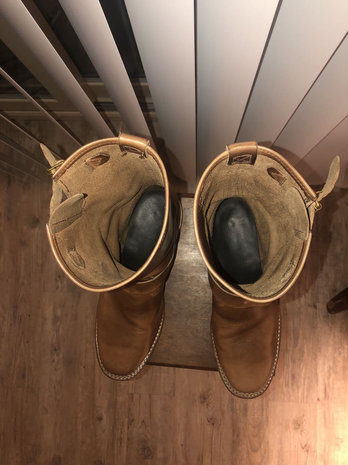 Photo by patinathunderdome on October 1, 2021 of the Wesco Mister Lou in Horween Natural Chromexcel.
