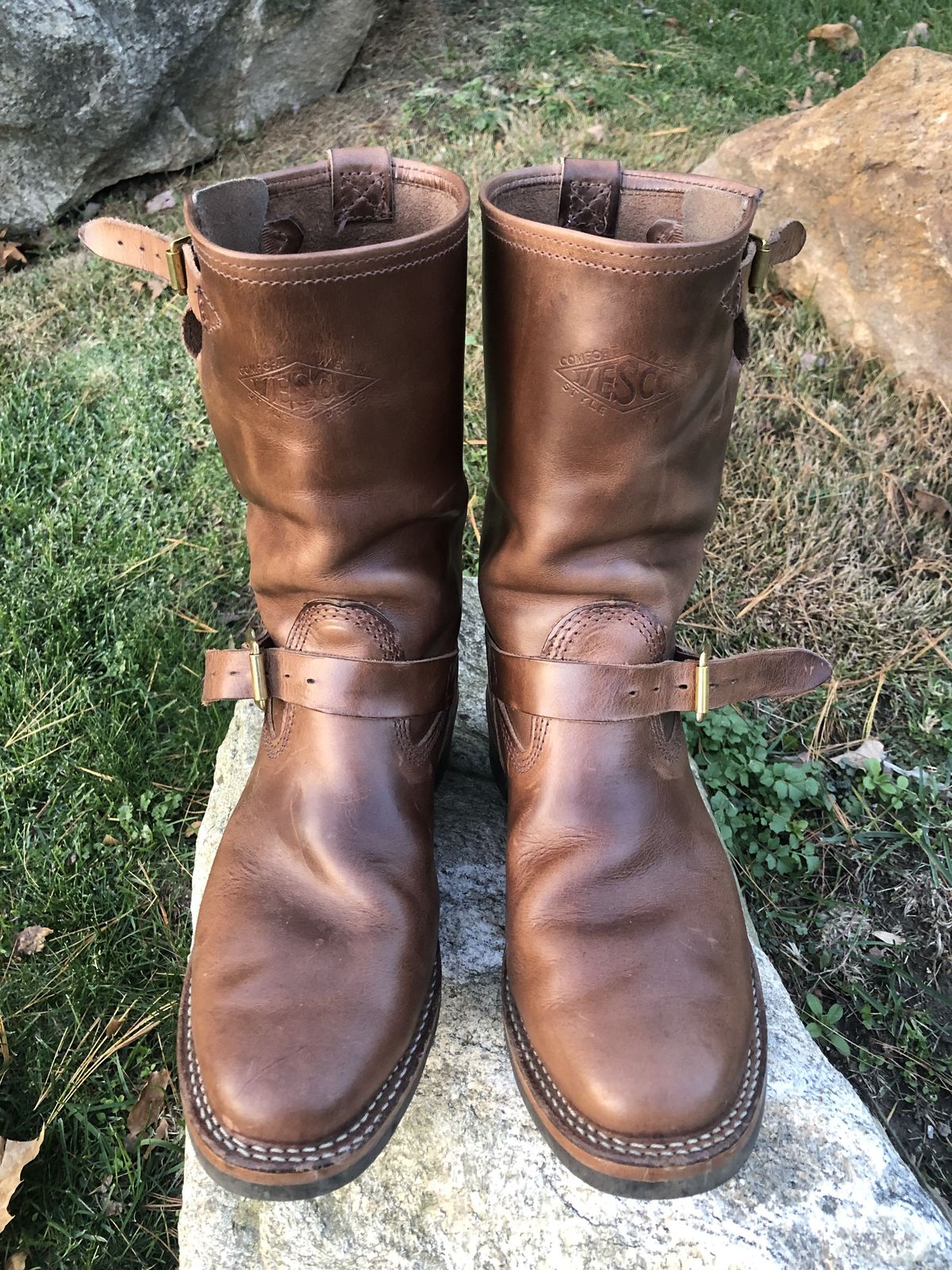 Photo by patinathunderdome on November 5, 2021 of the Wesco Mister Lou in Horween Natural Chromexcel.