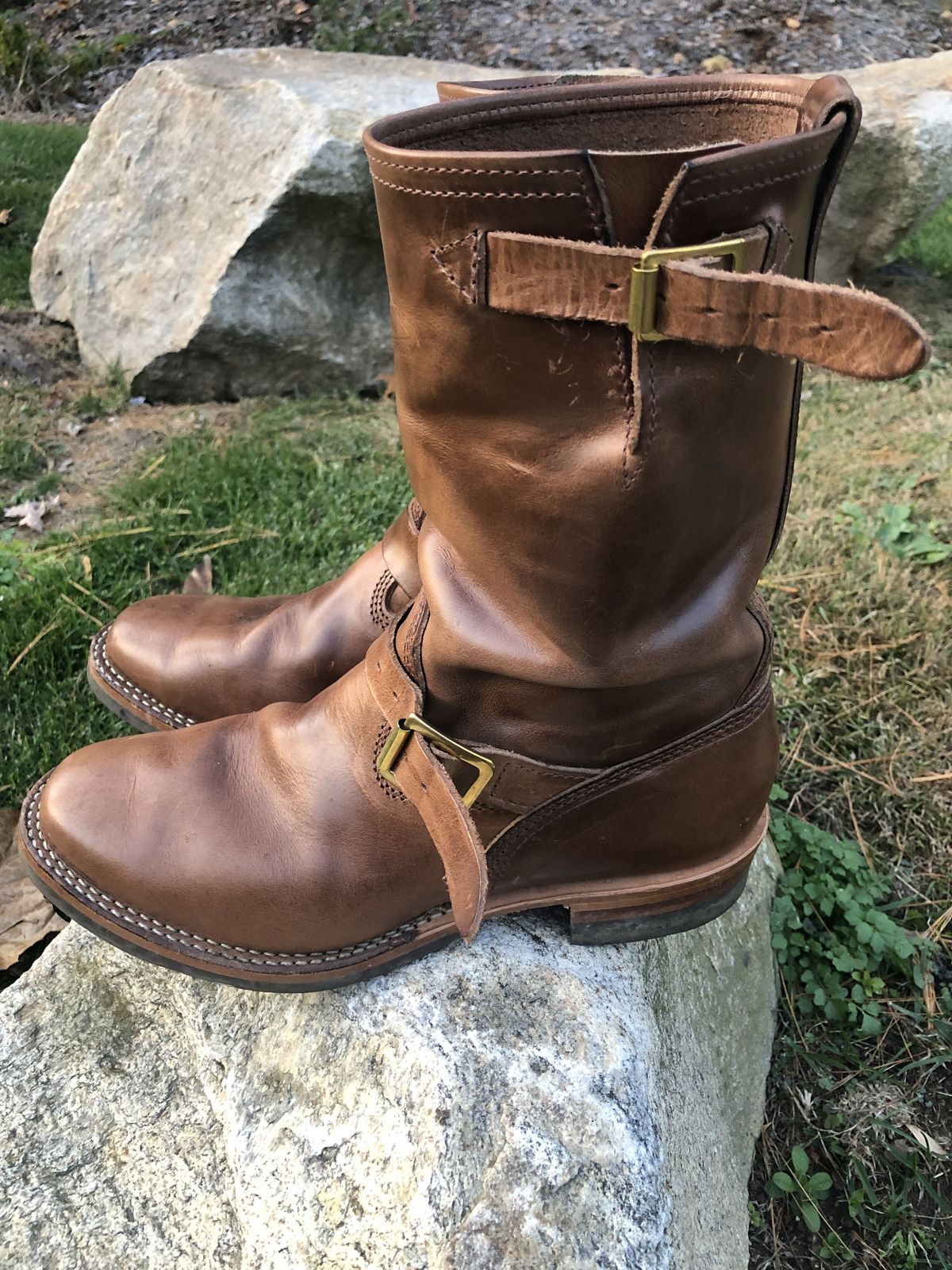 Photo by patinathunderdome on November 5, 2021 of the Wesco Mister Lou in Horween Natural Chromexcel.