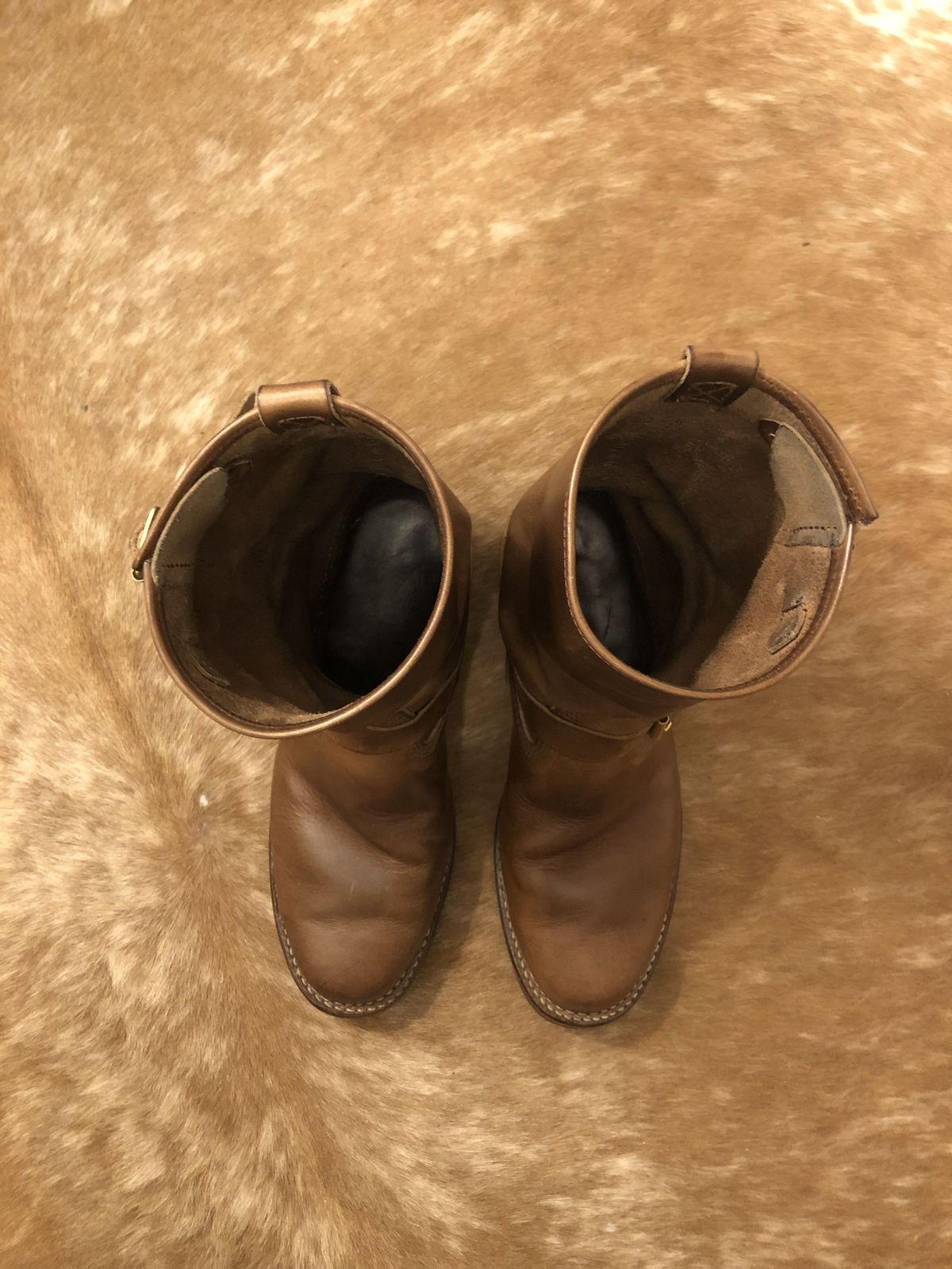 Photo by patinathunderdome on January 5, 2022 of the Wesco Mister Lou in Horween Natural Chromexcel.