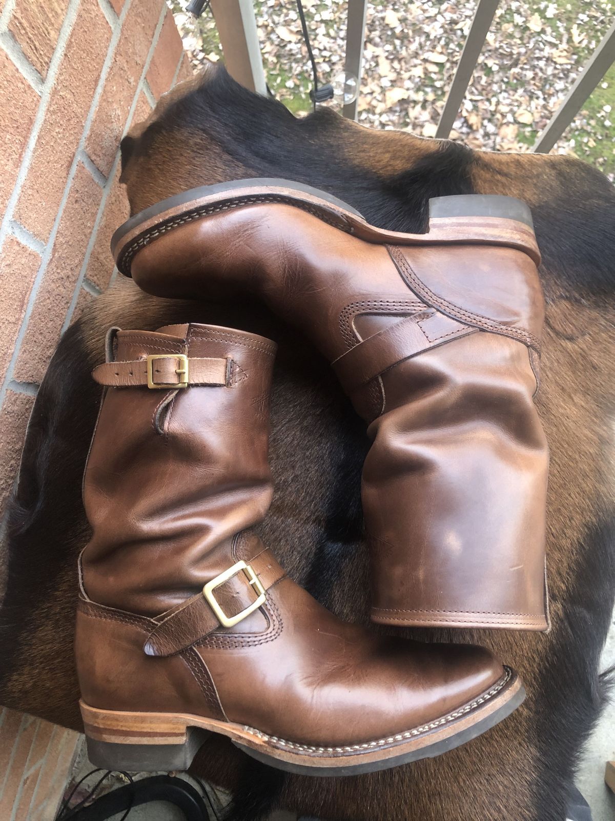 Photo by patinathunderdome on March 4, 2022 of the Wesco Mister Lou in Horween Natural Chromexcel.