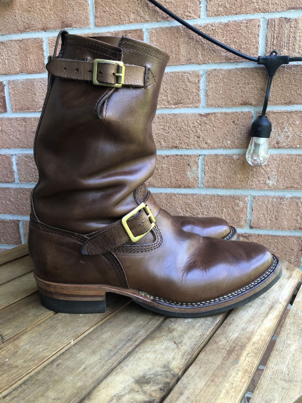 Photo by patinathunderdome on May 6, 2022 of the Wesco Mister Lou in Horween Natural Chromexcel.